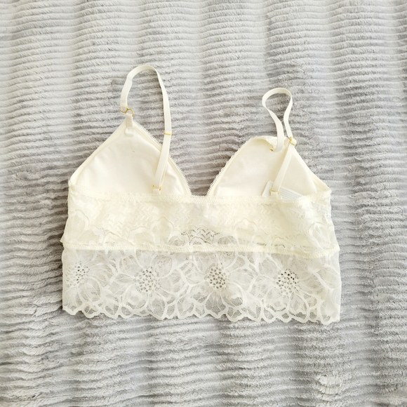 💫AERIE SNOW ANGEL LACE PADDED BRALETTE SIZE M - Picture 7 of 8